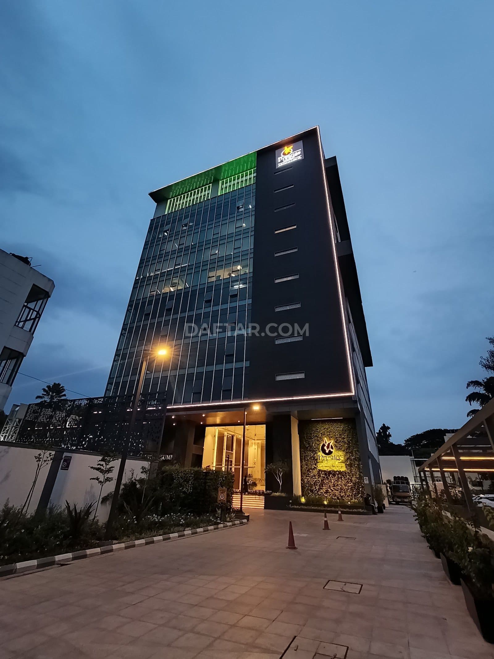 Media image-01-AmemIgZ5.jpg