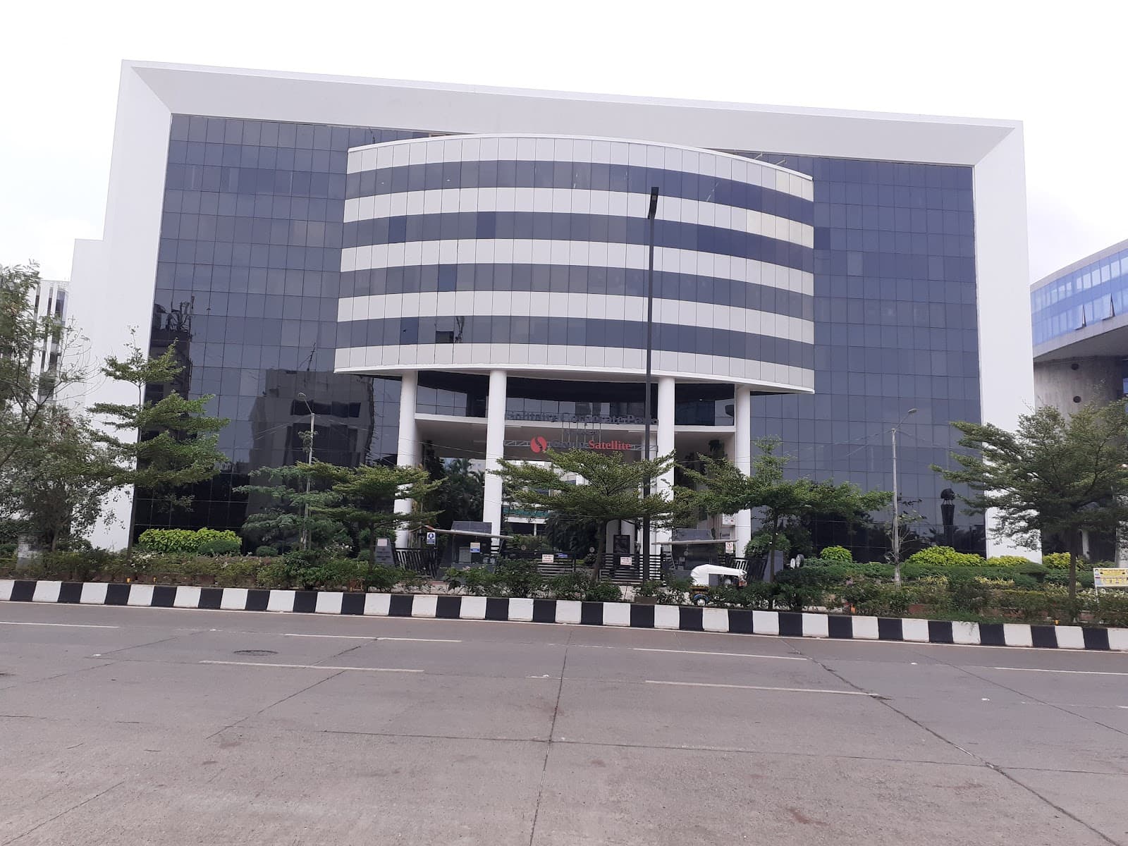 redbrick-offices-solitaire-corporate-park-mumbai-office-for-rent-lease-price-mumbai-1.jpg