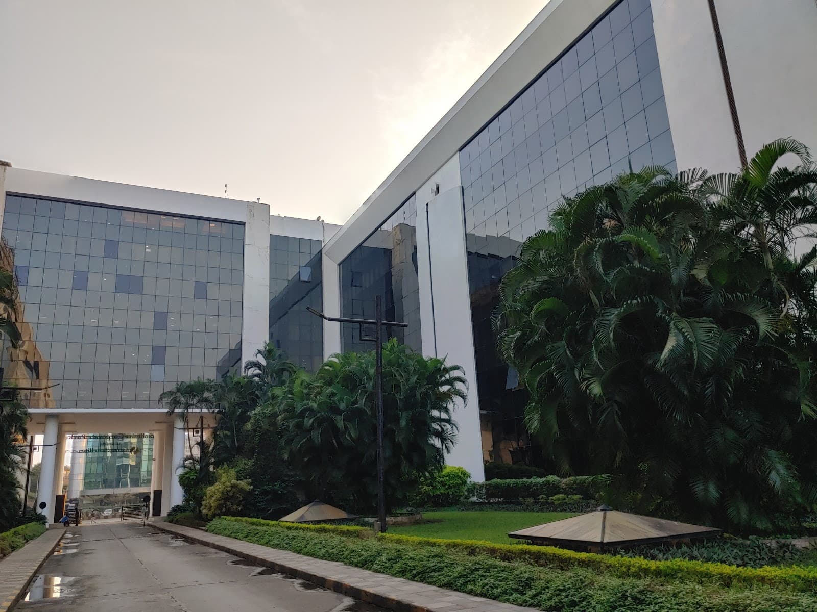 redbrick-offices-solitaire-corporate-park-mumbai-office-for-rent-lease-price-mumbai-2.jpg