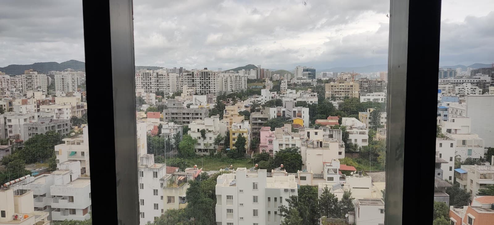 incuspaze-amar-business-zone-pune-7.jpg