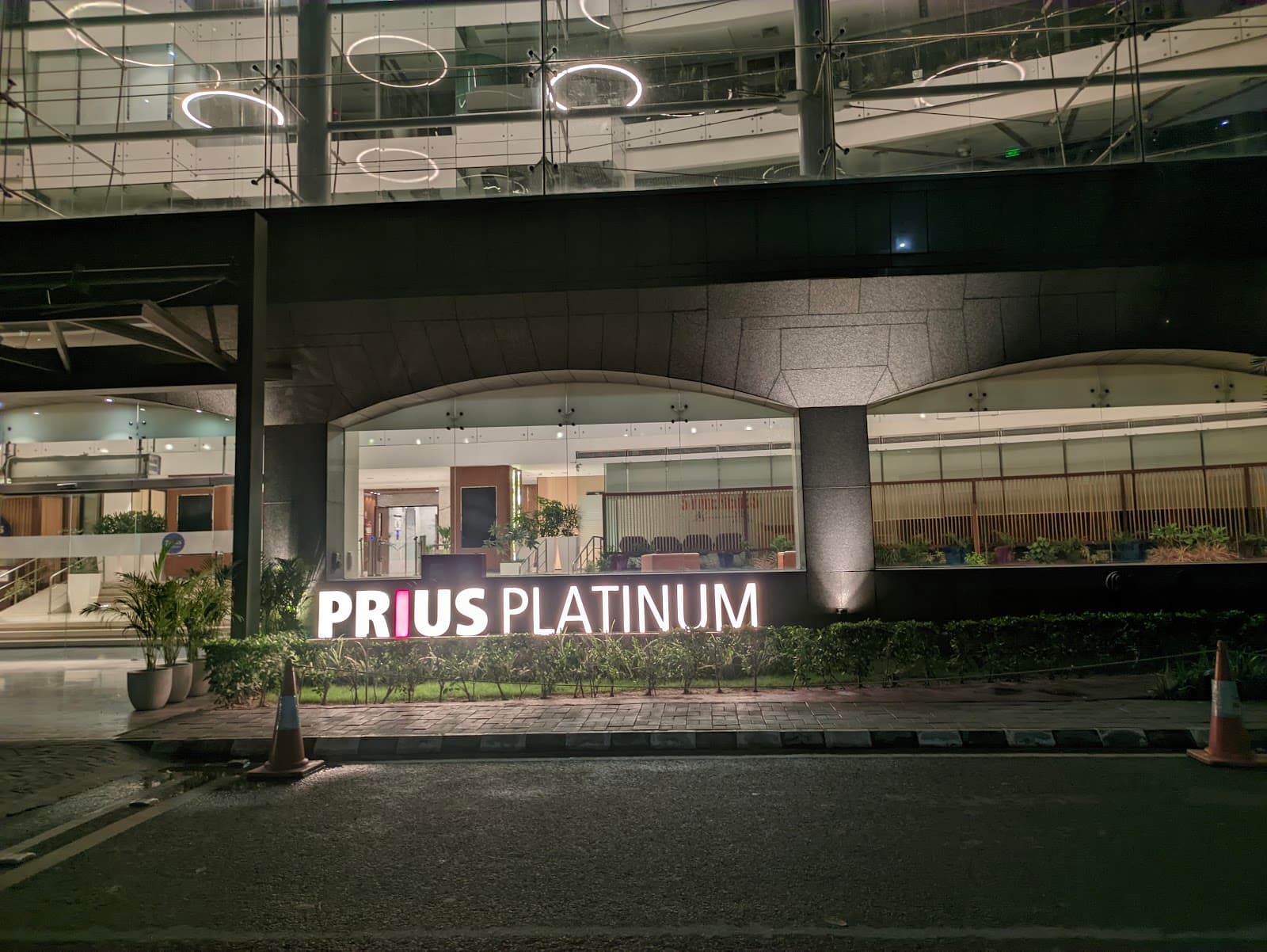 91springboard-prius-platinum-delhi-8.jpg