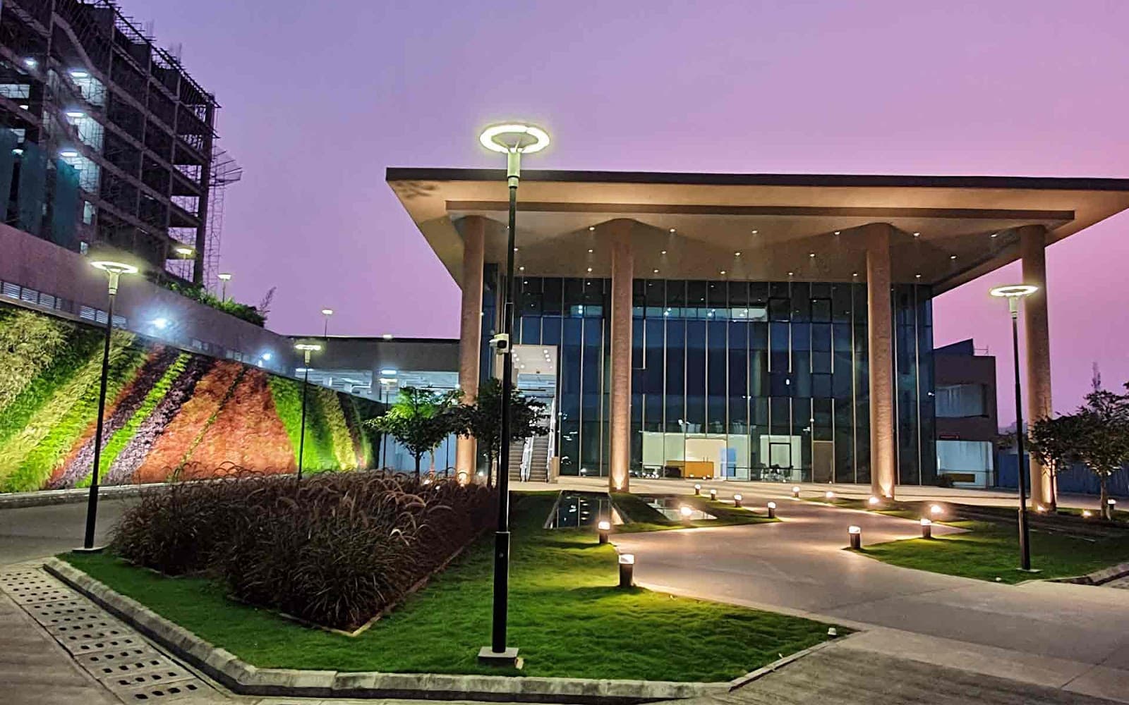 incuspaze-symphony-it-park-pune-8.jpg