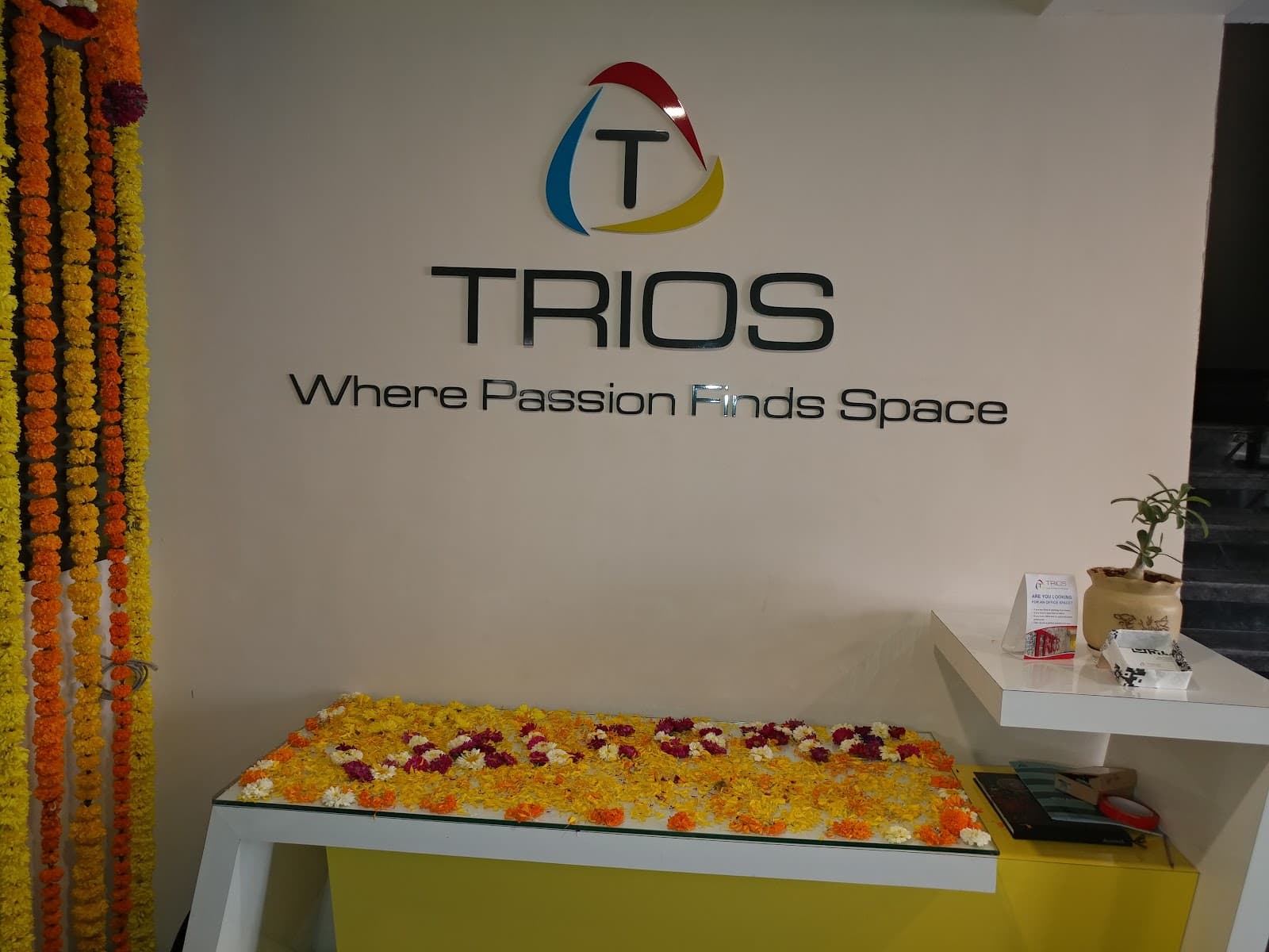 trios-lalwani-house-pune-7.jpg