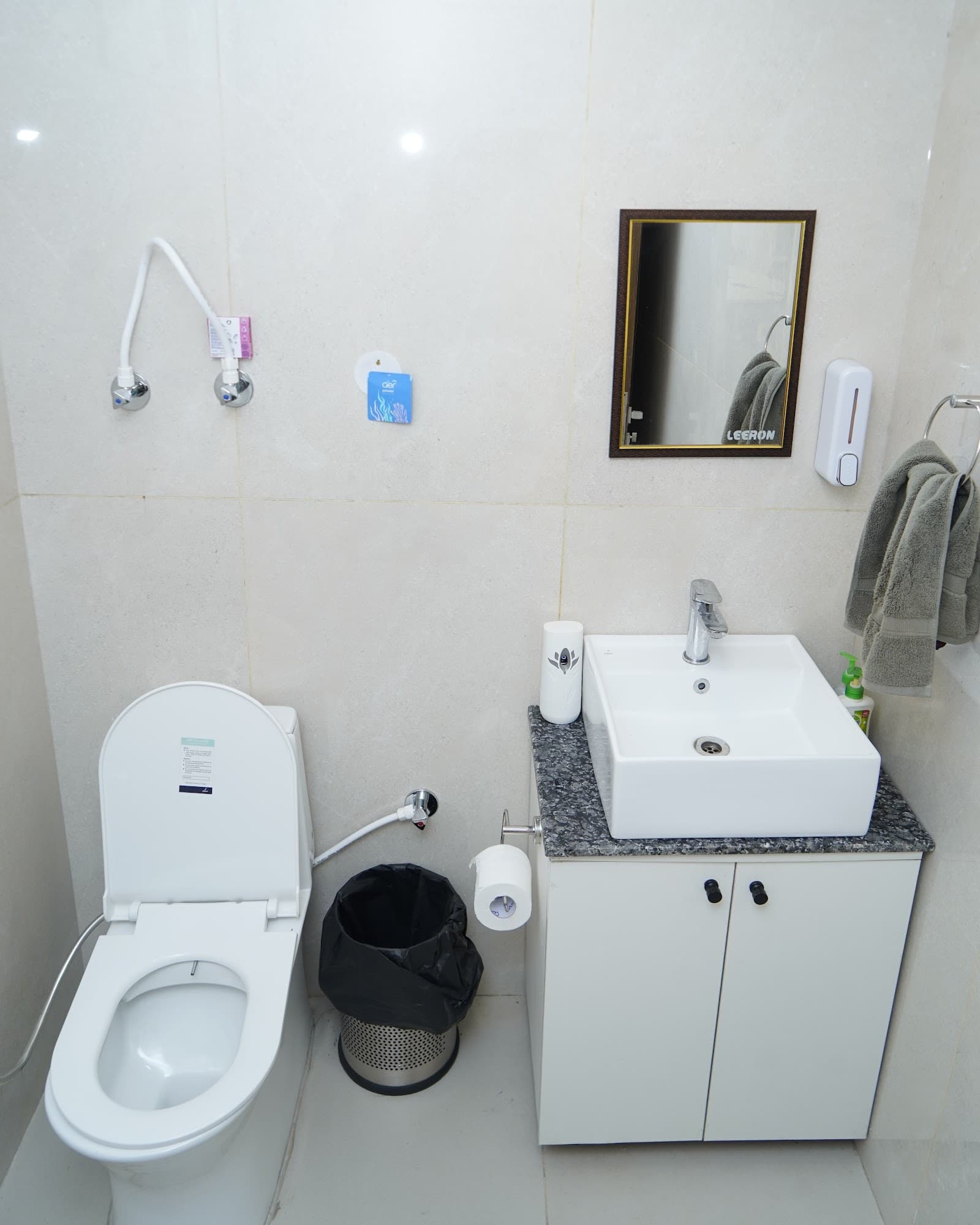 Media image-06-2llC_HT2.jpg