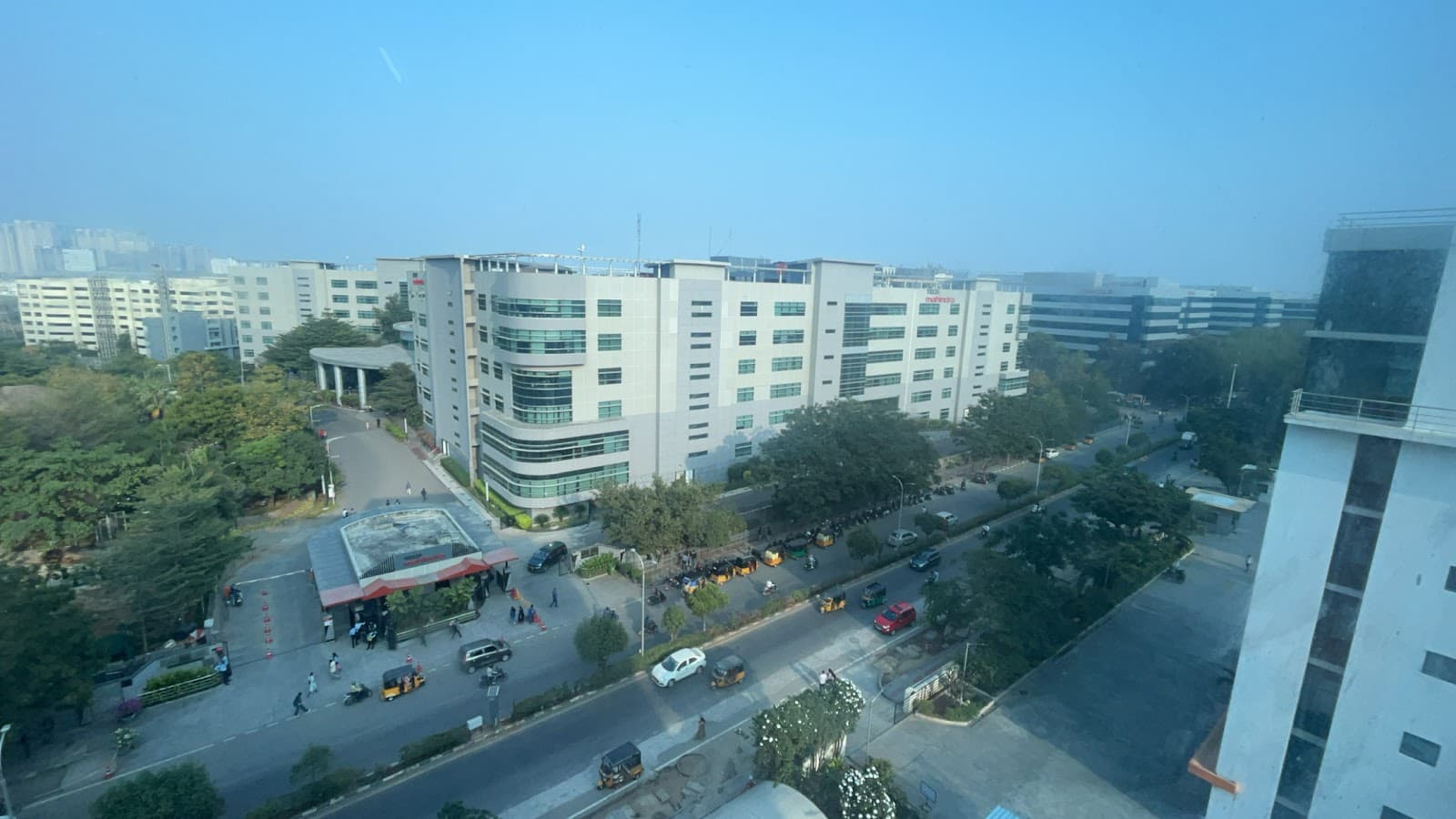 awfis-hitech-city-hyderabad-10.jpg