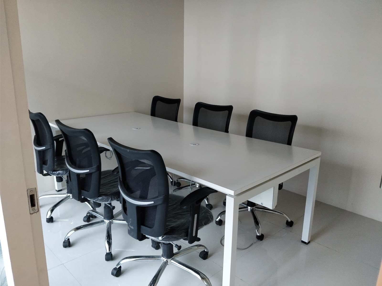trios-lalwani-house-pune-8.jpg