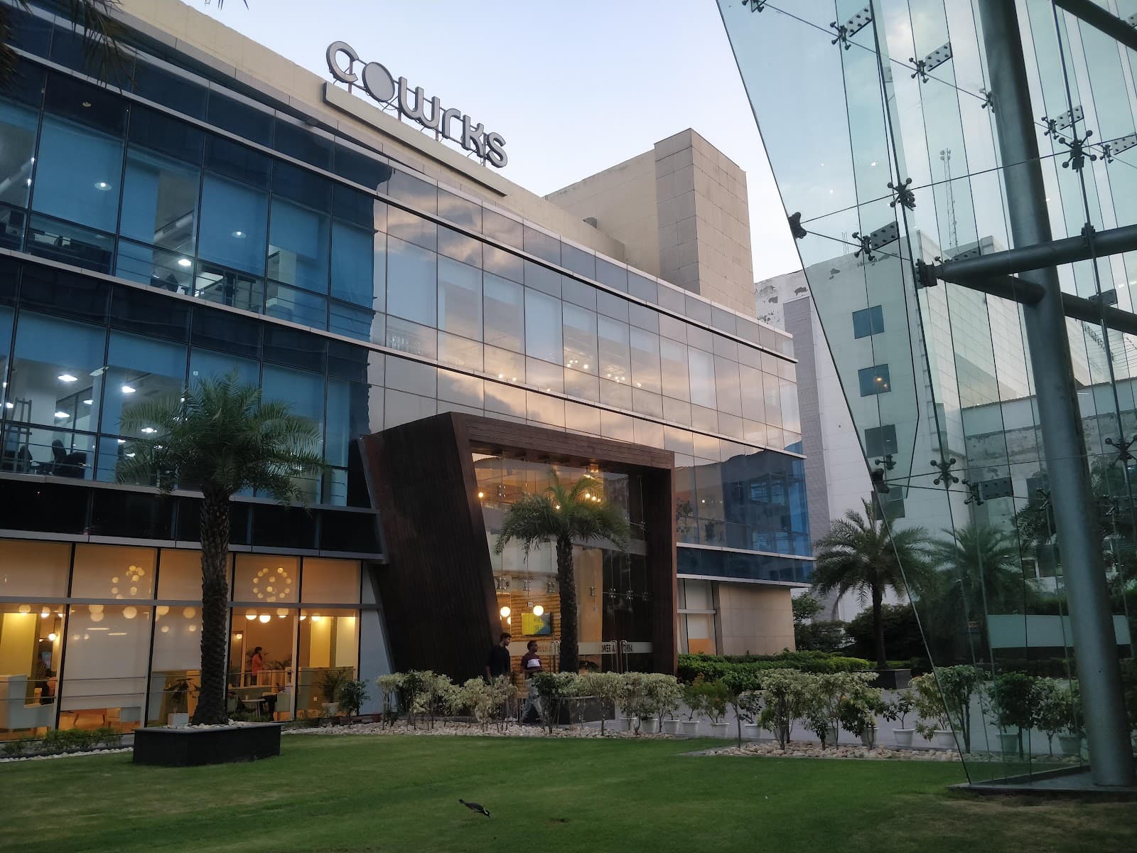quest-coworks-ocus-quantum-gurugram-11.jpg