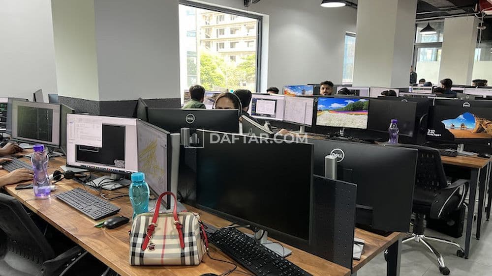Media image-10eec3cc-6f7a-4310-9193-f91e34f58e3b-original.jpg