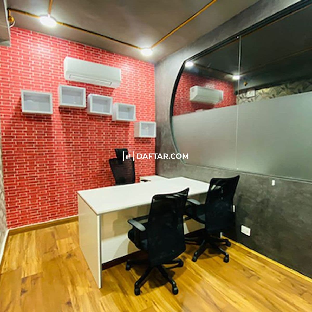 Media image-4ffccb55-6797-4a2d-bcd9-c18e2345d399-original.jpg