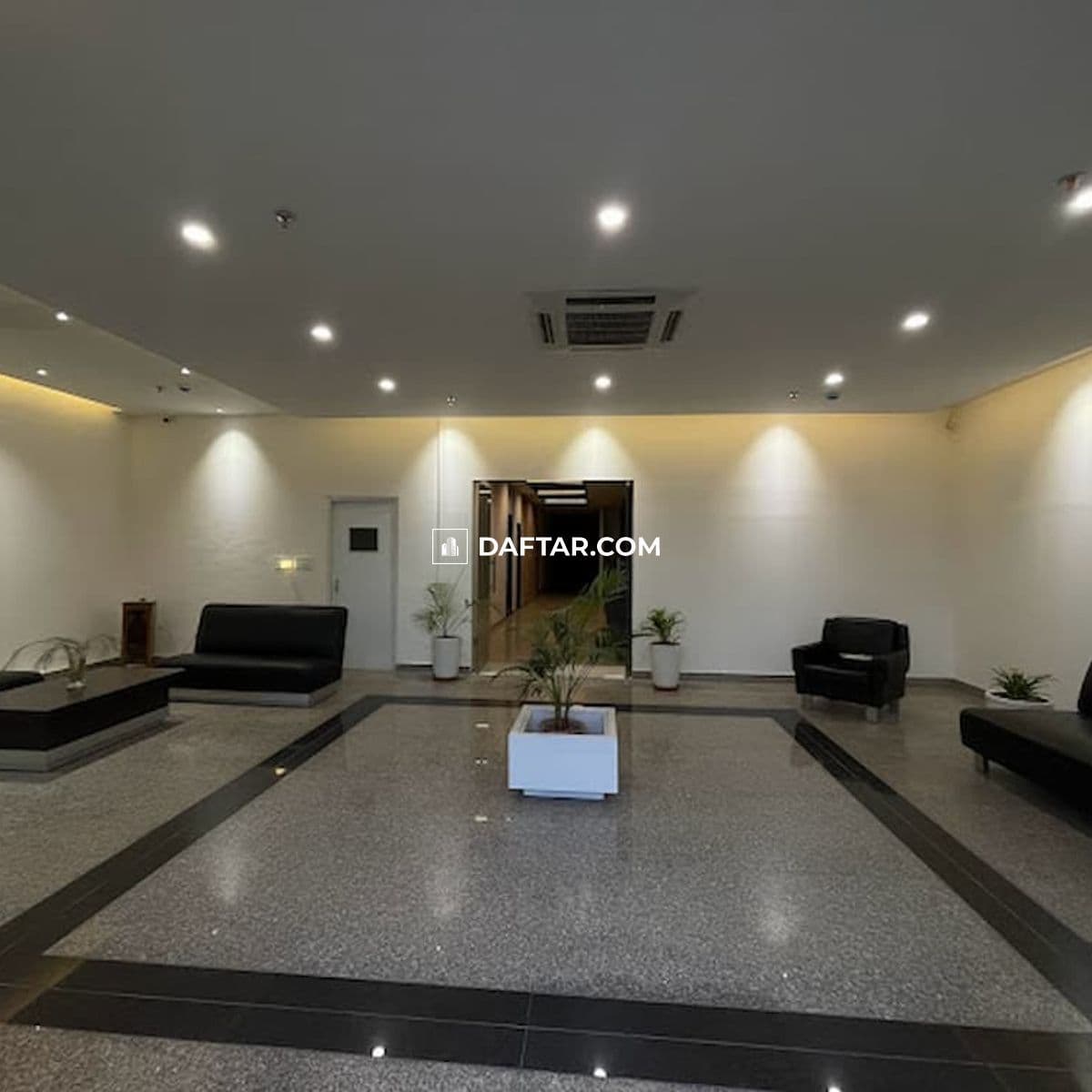 Media image-59b9abf7-b9d1-4ceb-b970-4f2444824007-original.jpg