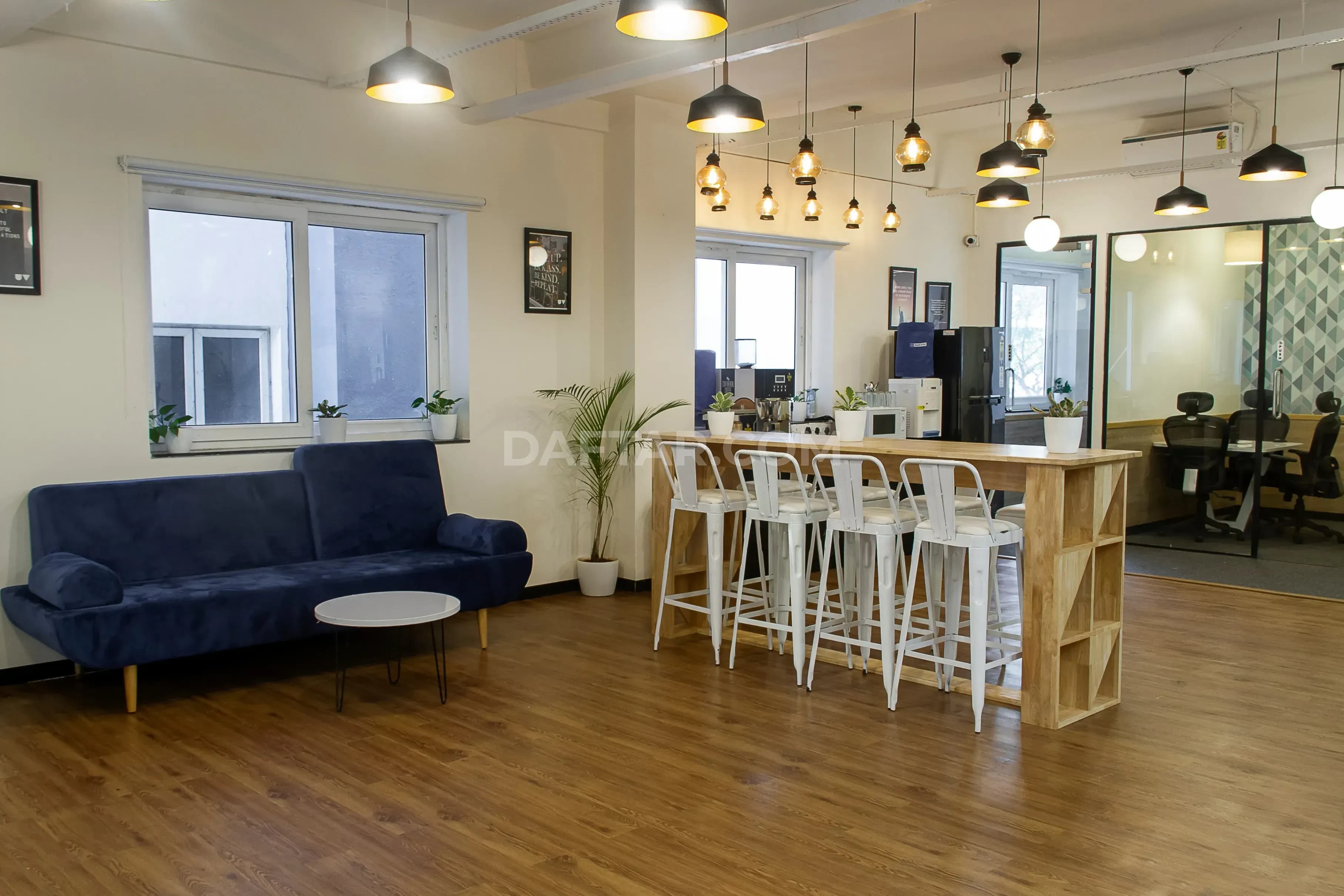 Media image-8a3ab64b8bd3c5cc8add78cea61d5684-_IK0IXe0.webp