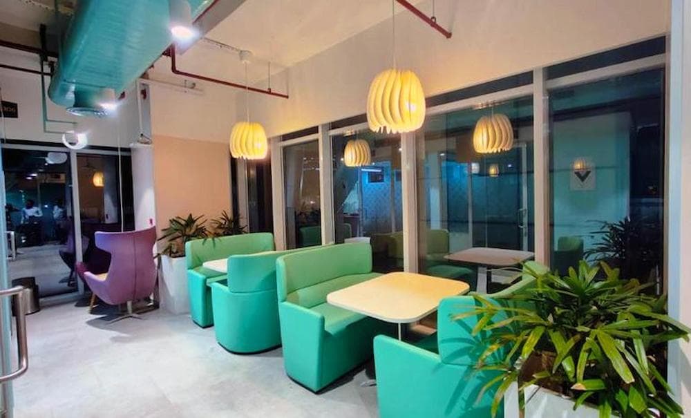 Media image-91springboard-dlf-building-1-5-8-ZAuQPr.jpg