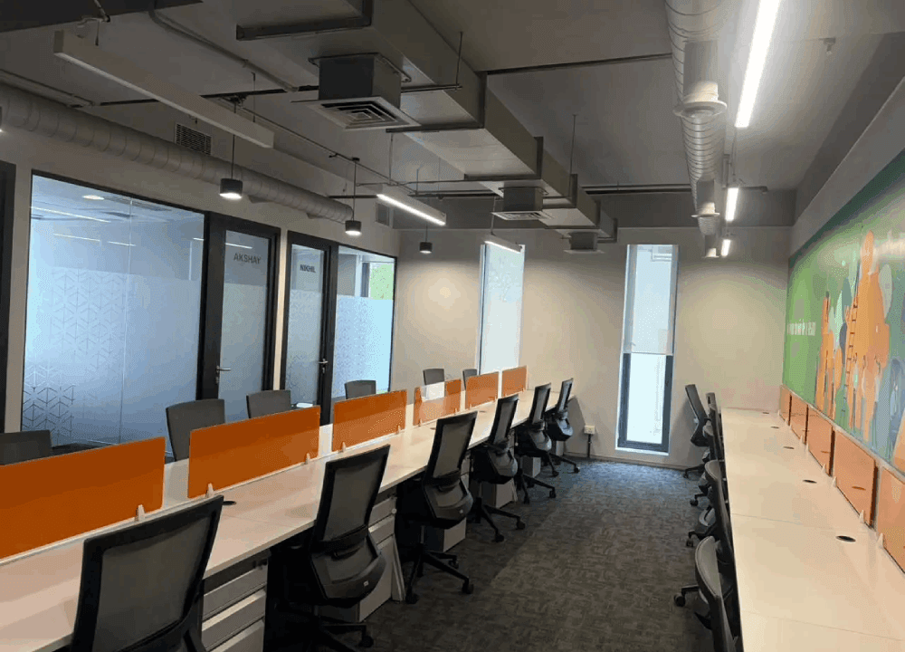 Media image-clubhouse-6-OtYFRhpI.png