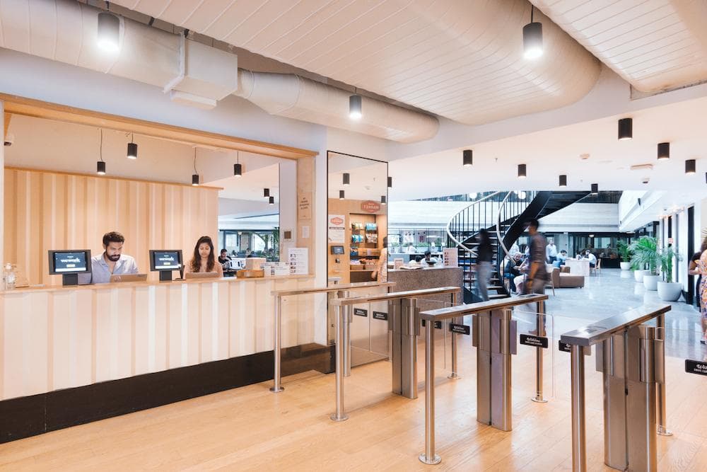 Media image-copy-of-20180828-wework-platina-tower-front-desk-wide-2-_So_7Zg4.jpg