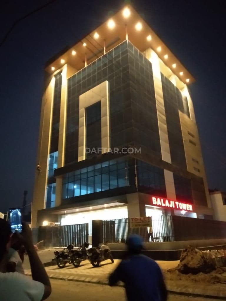 Media image-01-v07WlryK.jpg