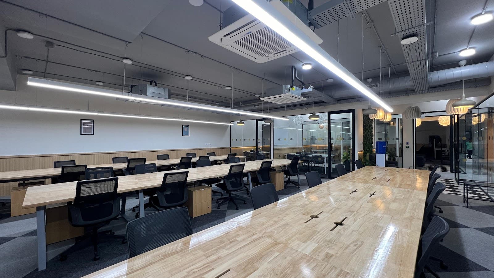 bhive-platinum-address-maker-bengaluru-6.jpg