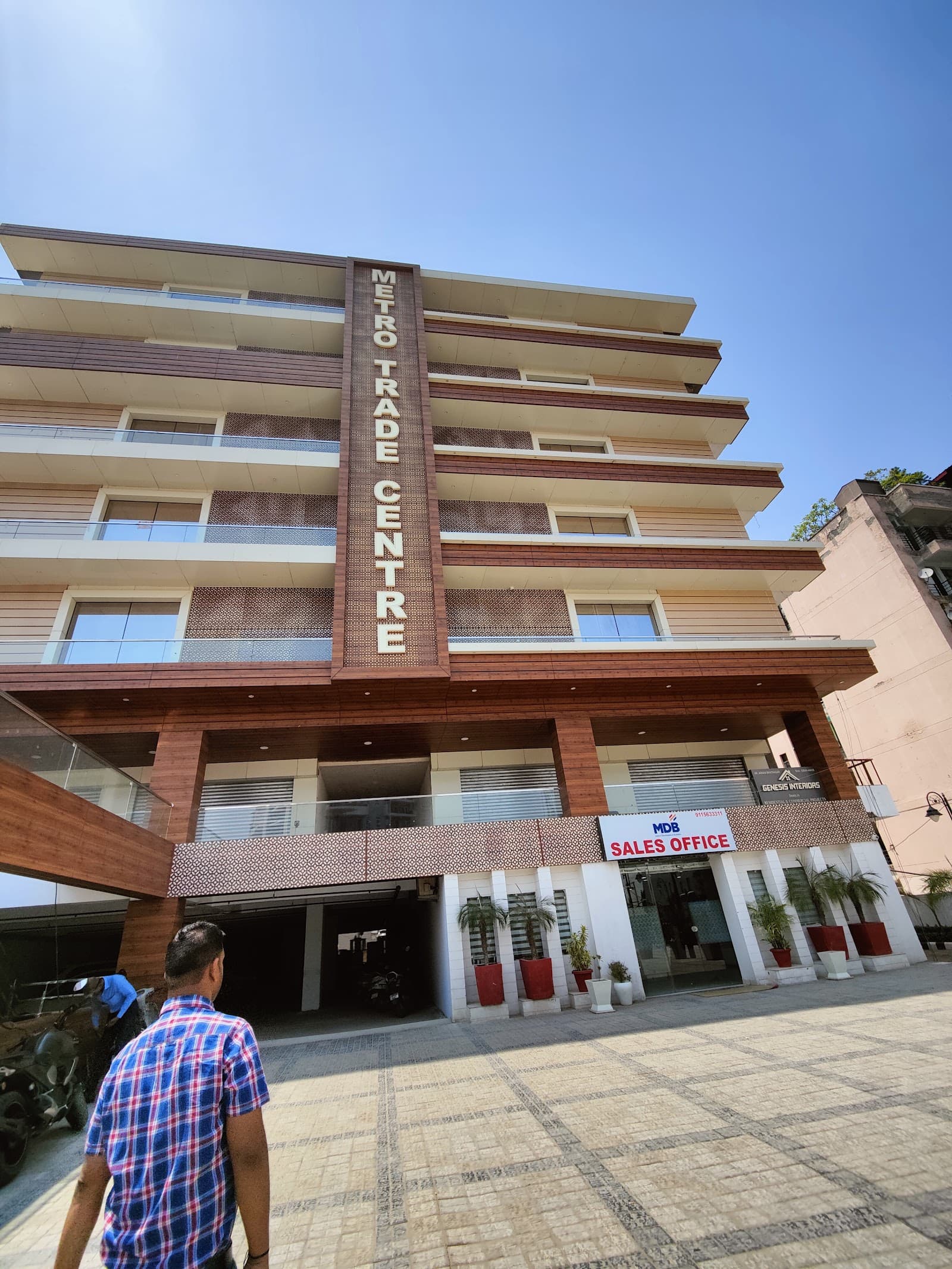 Media image-04-Rsj_CNSf.jpg