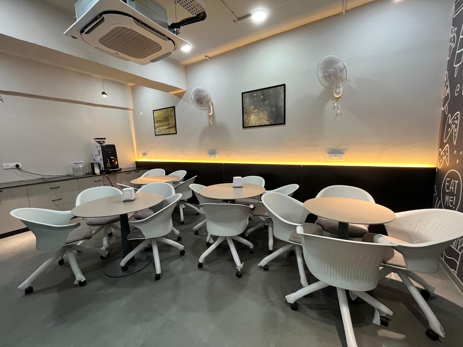 Media image-05-Dlbvk8g2.jpg
