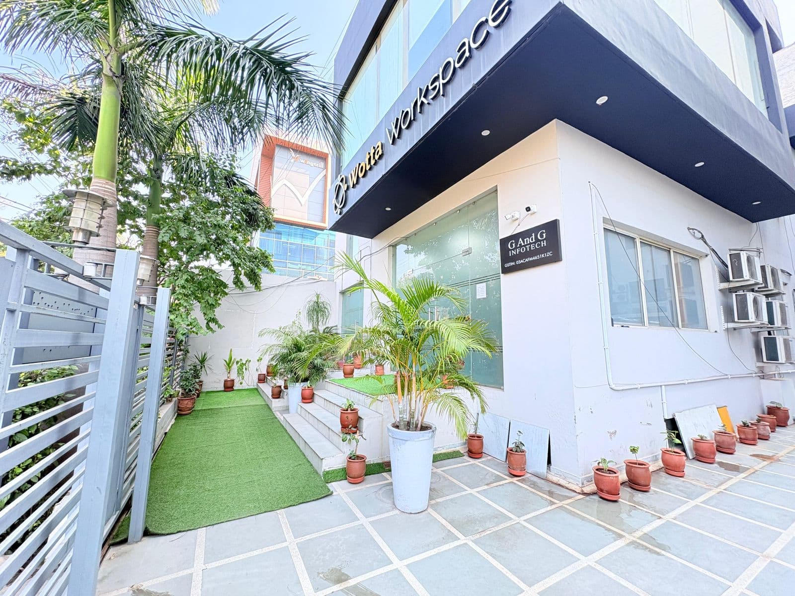 Media image-05-vcBYg3s3.jpg