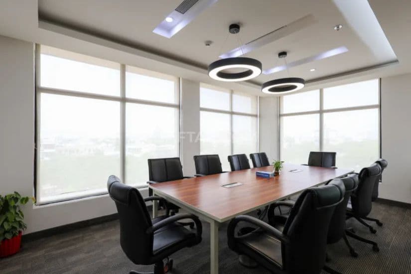 Media image-bef4a4e4095ad310b295097f01c862aca233da29-QVWSBU_k.webp