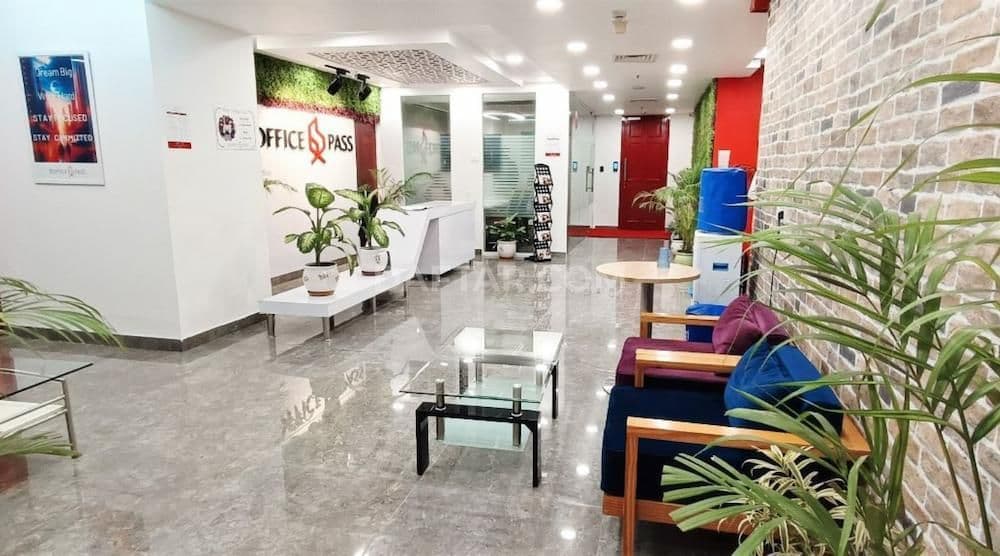 Media image-unitech-cyber-park-tower-b-1-3-POa_tNoO.jpg